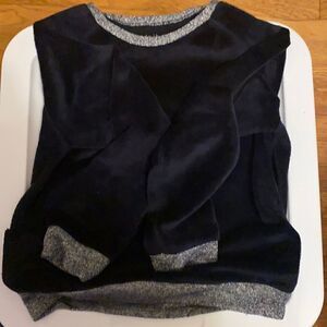 Girls sweatshirt 